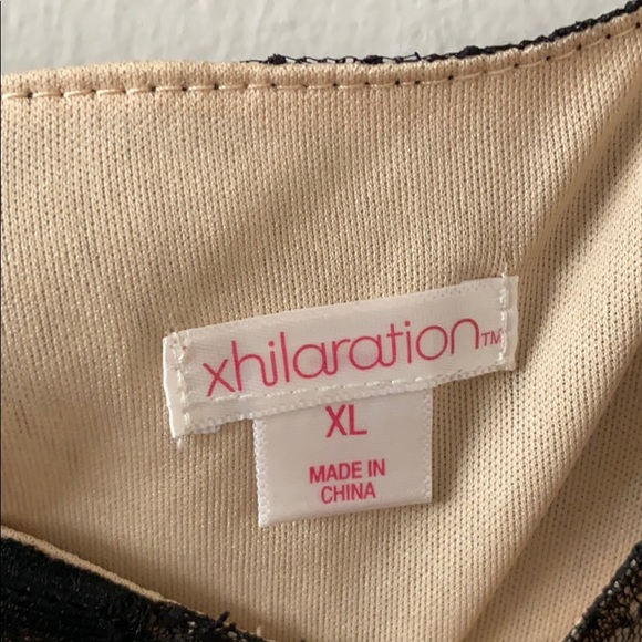 Women’s Dress - Picture 3 of 4